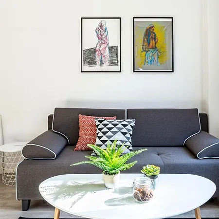 Sweet Studio With Art In The Heart Of * Budapest